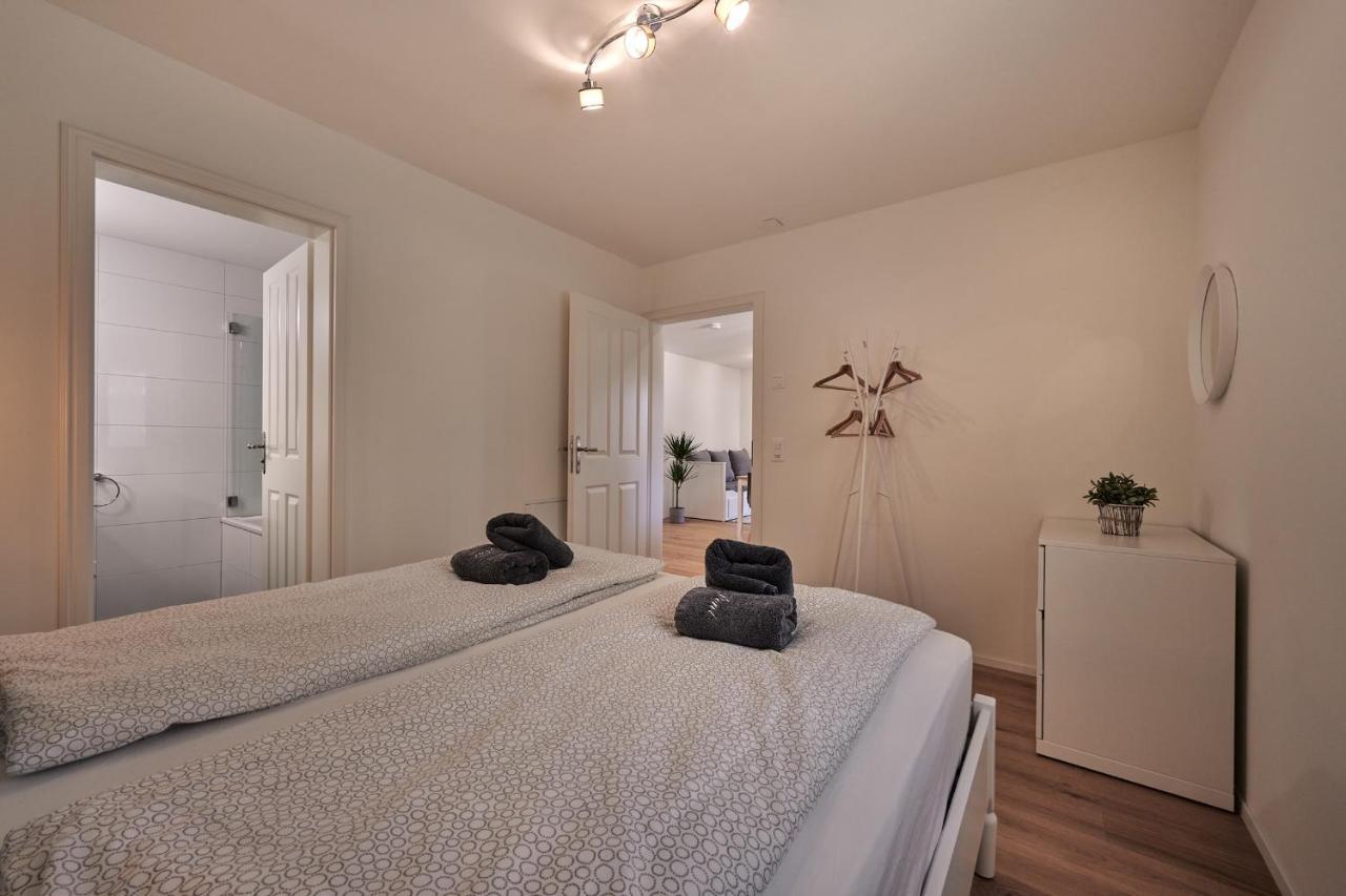 City Center Apartment With Mountain View Интерлакен Экстерьер фото